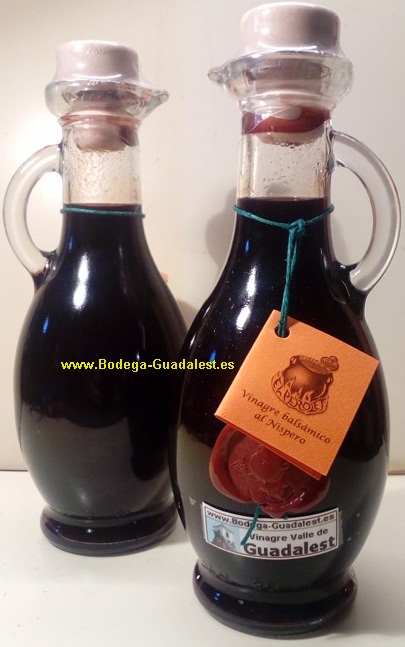 Loquats Balsamic vinegar